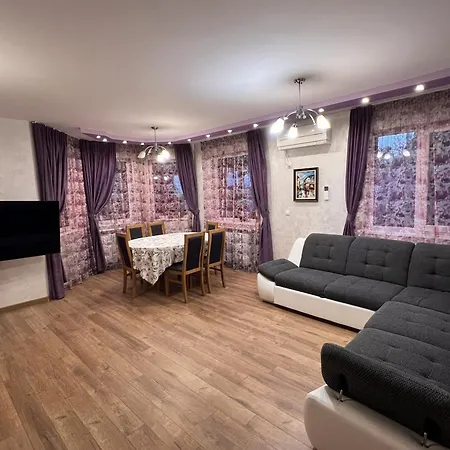 Euro House * Μπουργκάς